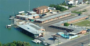 Гостиница White Sands Motel, Restaurant & Marina  Порт Исабел